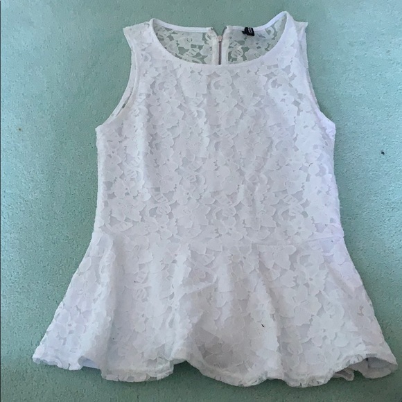 H&M Tops - H&M lace peplum top!